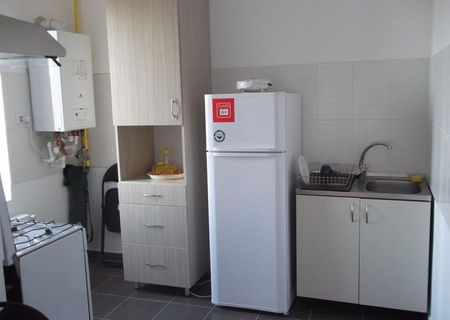 inchiriez ap. 2 cam. str. drumul cooperativei la capat masina 185 prel. ghencea