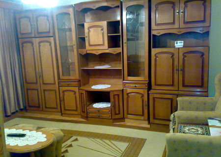 Închiriez ap.2 camere decomandate Închiriez ap.2 camere decomandate