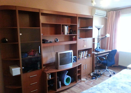 inchiriez ap.3 camere, Militari, Gorjului, dotari si stare f.buna