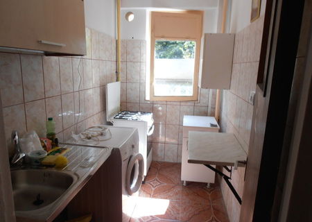 Inchiriez apartament 2 camere