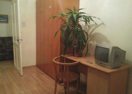 Inchiriez apartament 2 camere