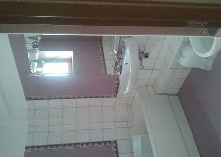 Inchiriez apartament 2 camere