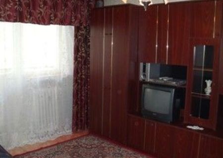 Inchiriez apartament 2 camere, decomandat, Cora Pantelimon