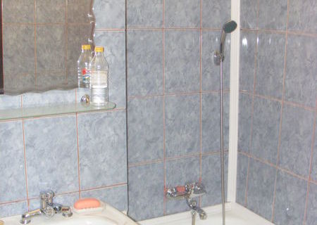 inchiriez apartament 2 camere decomandat ion mihalache