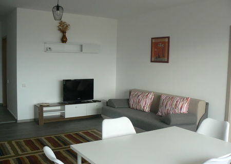 Inchiriez apartament 2 camere in Floresti