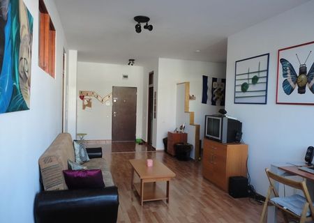 Inchiriez Apartament 2 camere semicentral