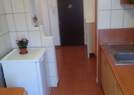 Inchiriez apartament 2 camere Titan Inchiriez apartament 2 camere Titan
