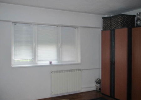 Inchiriez apartament 2 camere Unirii