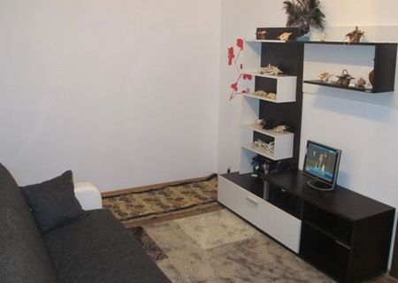 Inchiriez Apartament 2 camere zona Campus
