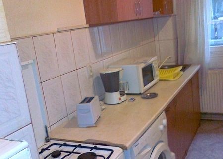 inchiriez apartament