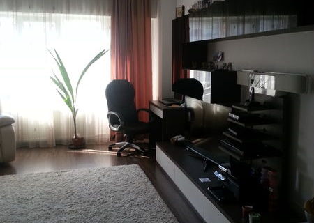 Inchiriez apartament 3 camere 13 Septembrie