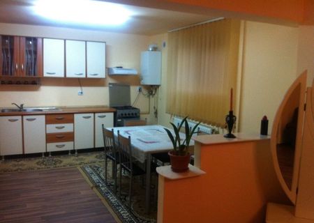 Inchiriez Apartament 3 camere- 80 mp