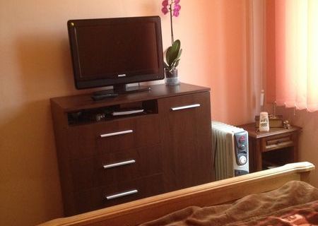 Inchiriez apartament 3 camere Socului confort 1 Inchiriez apartament 3 camere Socului confort 1
