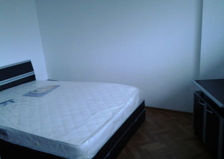 inchiriez apartament 3 camere , totu nou, ieftin