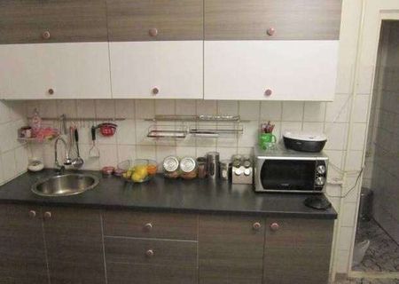 Inchiriez apartament 3 camere, Tractorul