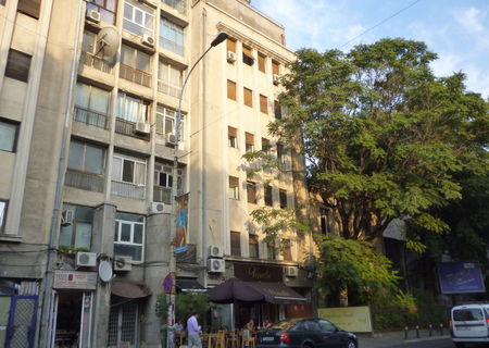 inchiriez apartament 3 camere zona P-ta Victoriei