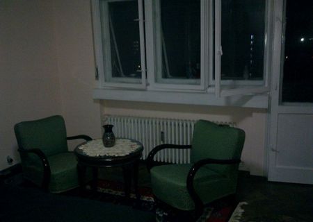 Inchiriez apartament cu 1 camera