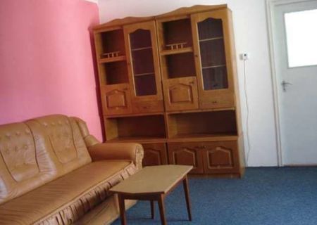 Inchiriez apartament cu 2 camere