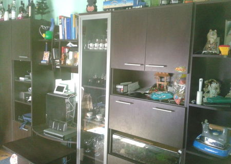 inchiriez apartament cu 3camere zona unirii inchiriez apartament cu 3camere zona unirii