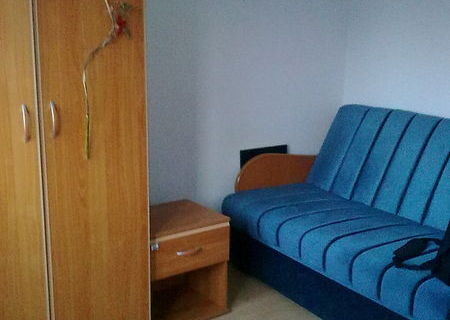 Inchiriez apartament de 2 cam dec.Lipovei