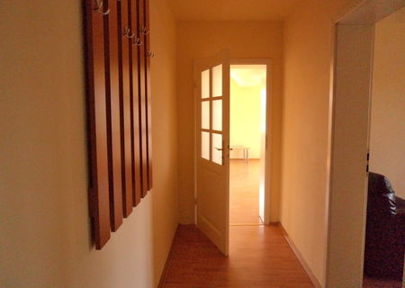 Inchiriez apartament in vila pentru studente