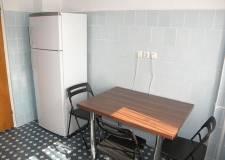 inchiriez apartament Mosilor