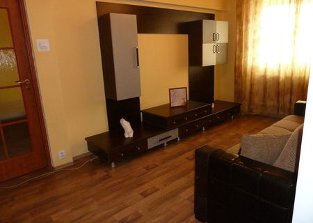 inchiriez apartament semidecomandat Plaza Drumul Taberei