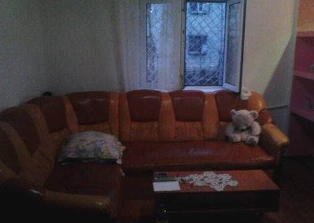 Inchiriez apartament Urgent!!! Inchiriez apartament Urgent!!!
