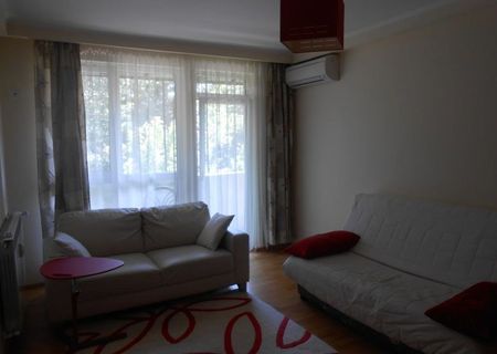 Inchiriez apt. 4 camere - proprietar Inchiriez apt. 4 camere - proprietar