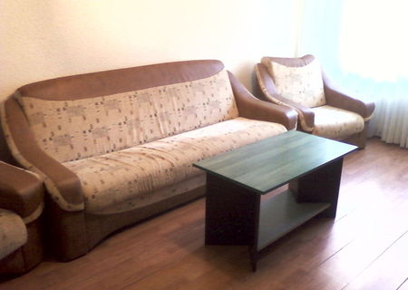 Inchiriez camera in ap. 3 camere, FIZICIENILOR