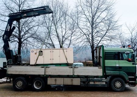 Inchiriez Camion cu Macara Sibiu