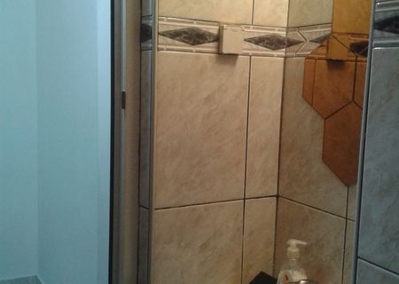 inchiriez garsoniera