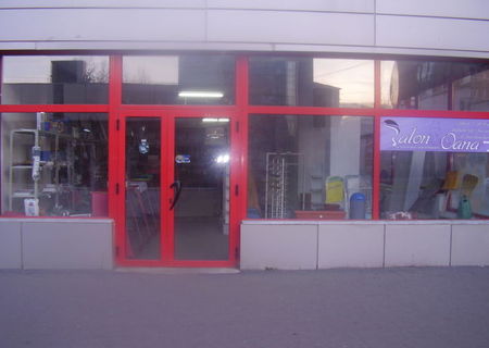 inchiriez spatiu comercial