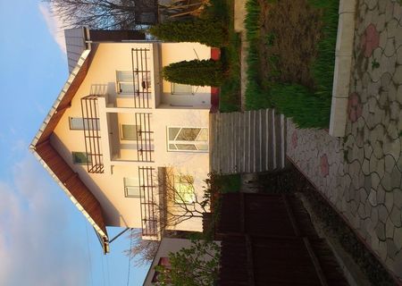 Inchiriez/vand vila Iasi Bucium
