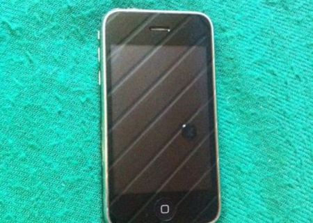 iPhone 3GS 8GB