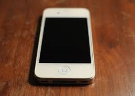 Iphone 4 16 GB white. neverlocked. ios 7