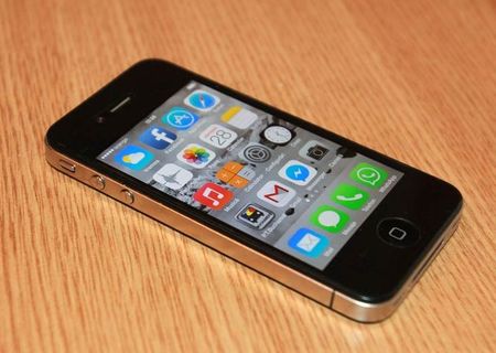 iPhone 4 8GB foarte bine intretinut