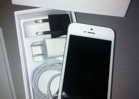 iphone 5,alb,16 GB,cu aplicatia flappy bird
