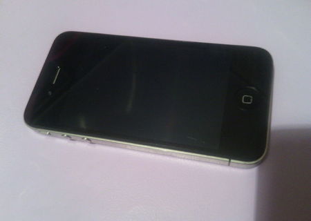 iphone4-neverloked 16gb