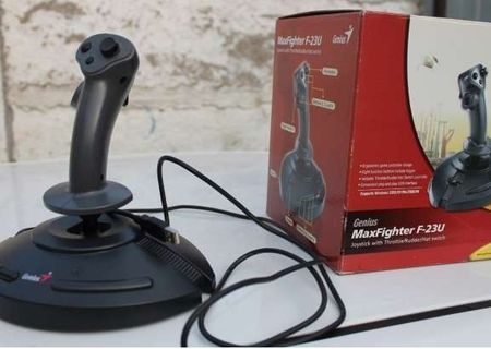 Joystick Genius MaxFighter F-23U V2
