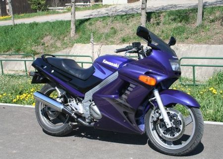 Kawasaki ZZR 250