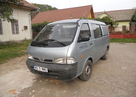 Kia pregio 2003