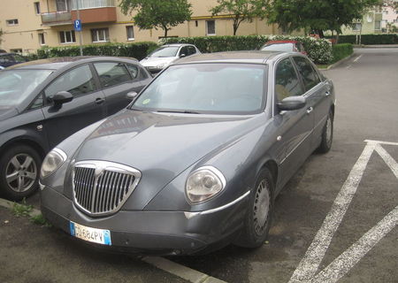 Lancia Thesis 3.0 V6 2003 Vand / Schimb / Variante Lancia Thesis 3.0 V6 2003 Vand / Schimb / Variante