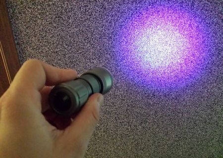Lanterna UV 21 leduri