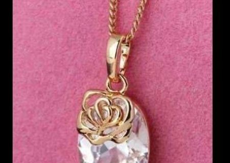 lantisor placat cu aur