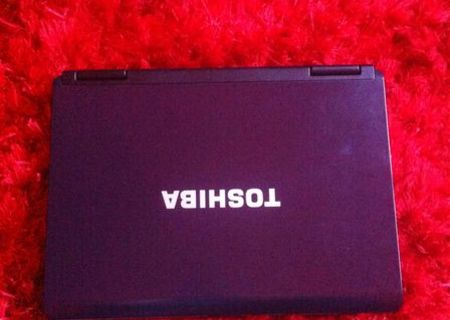 Laptop TOSHIBA Satellite L40-14B Laptop TOSHIBA Satellite L40-14B