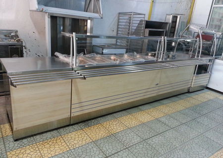 Linie calda autoservire cu impinge tava
