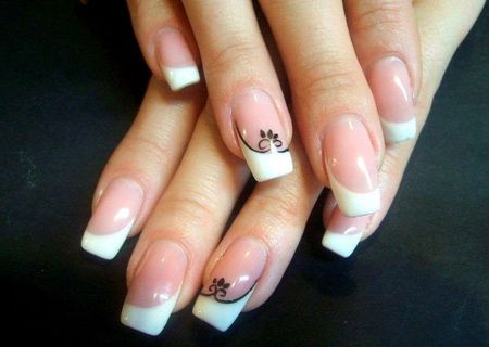 manichiura din gel sau tips!