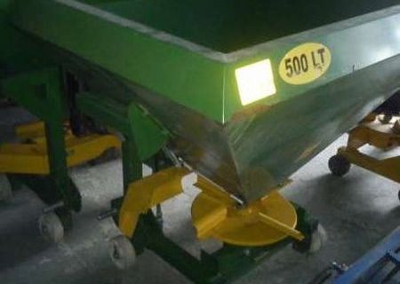 masina fertilizare 500 l