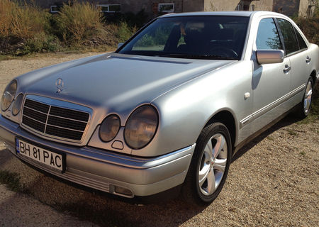 Mercedes-Benz E200 Elegance